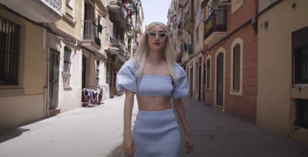 Lola Lola – Aventurera